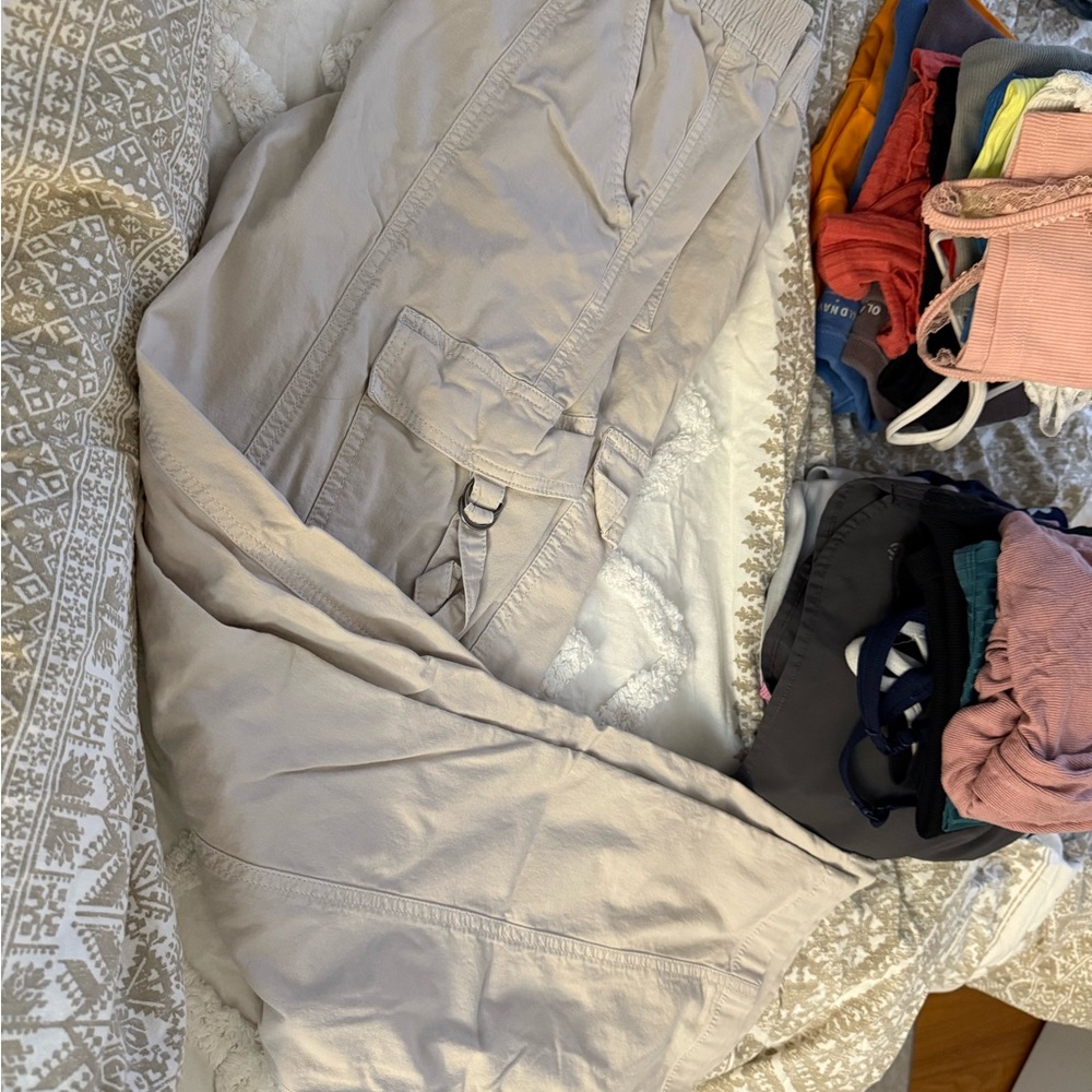 tan cargo pants